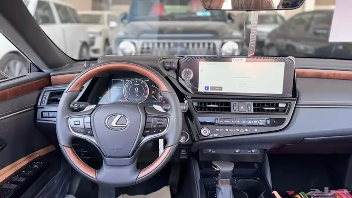 لكزس ES350 Cc نص فل بريمي 2025 7