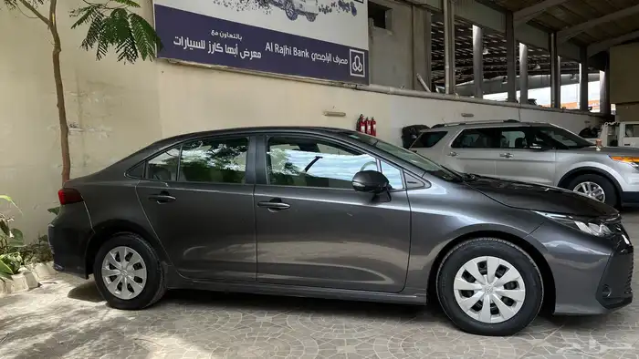 كورولا 2022 مكينة 2.0 استاندر (سعودي) 2