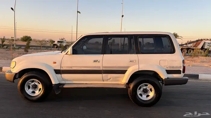 لاندكروزر 1995 VX.R بخاخ فل كامل مجدد 1