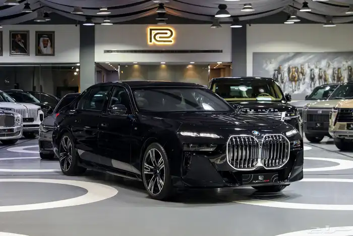بي ام دبليو 735i 2026 1