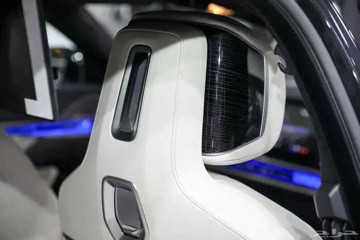 بي ام دبليو 735i 2026 MKt 12