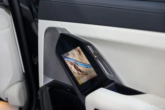 بي ام دبليو 735i 2026 MKt 11