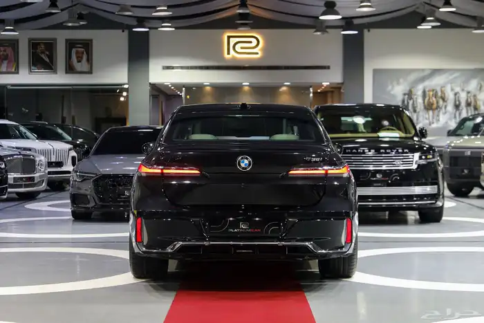بي ام دبليو 735i 2026 MKt 3