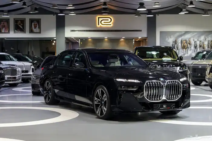 بي ام دبليو 735i 2026 MKt 1