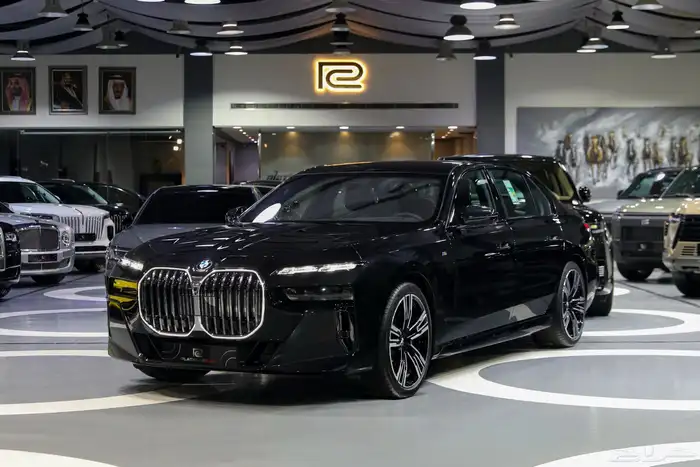 بي ام دبليو 735i 2026 2