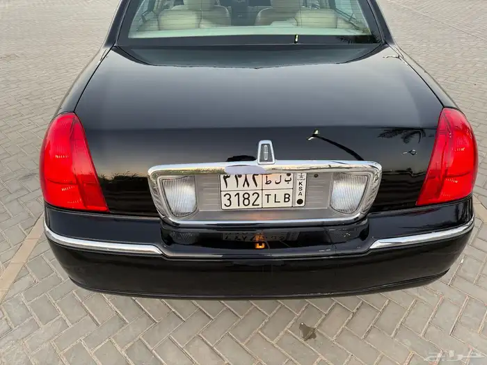 لينكون تاون كار 2011 عداد 59 الف كيلو 23