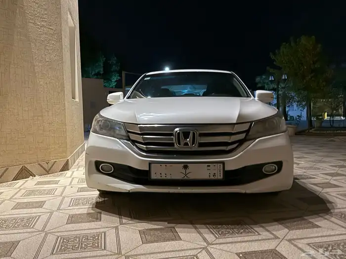 هوندا أكورد 2015   مالك أول   ممشى 208k 2