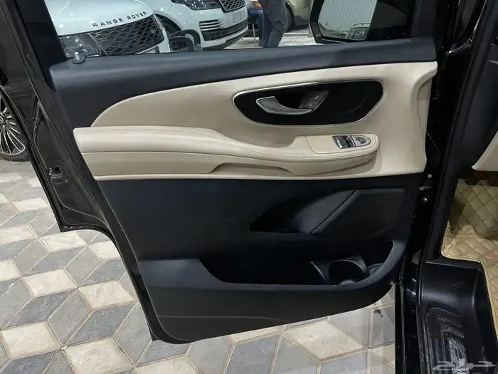 فان مرسيدس 2018 4