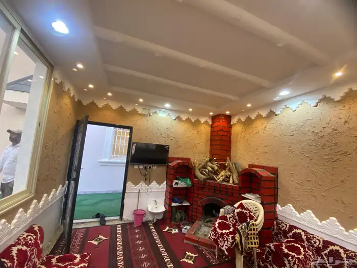 دور وثلاث شقق 8