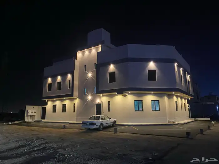 شقق للايجار   كامل المبنى او مفرده 0