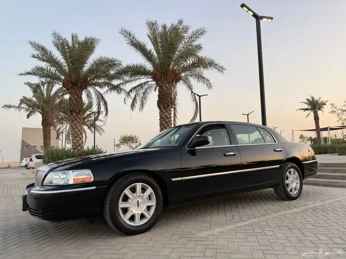 لينكون تاون كار 2011 عداد 59 الف كيلو 86