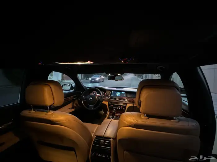 بي ام دبليو 730 نظيف 19