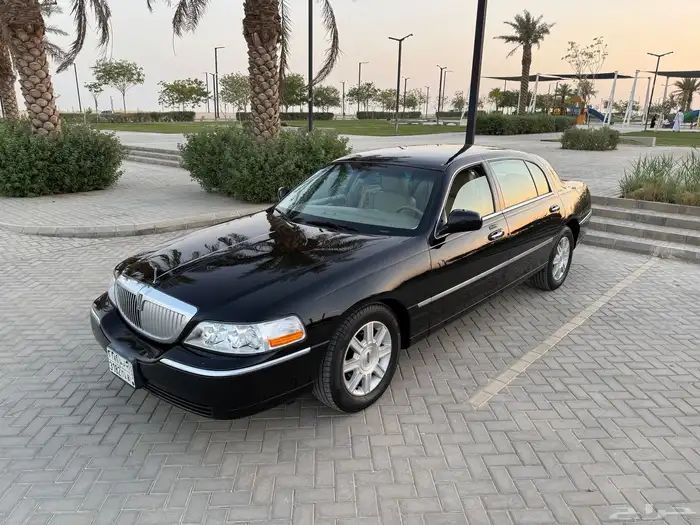 لينكون تاون كار 2011 عداد 59 الف كيلو 9