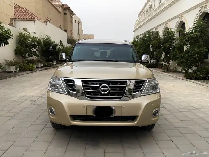 نيسان باترول بلاتينيوم V8 2