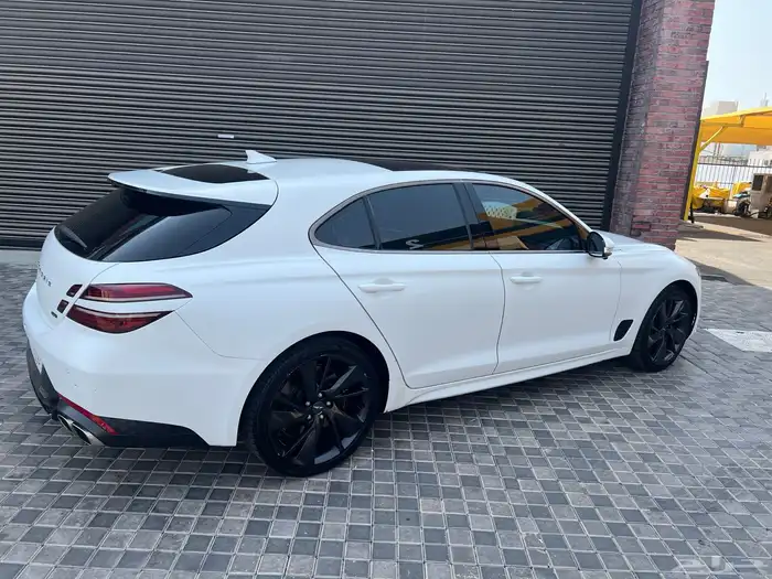 جينسيس 2023 G70 1