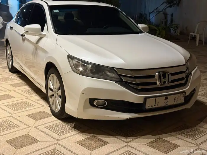 هوندا أكورد 2015   مالك أول   ممشى 208k 3