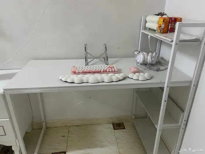 طاوله بيضاء للبيع 5