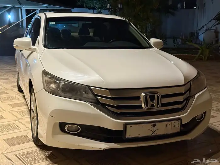 هوندا أكورد 2015   مالك أول   ممشى 208k 0