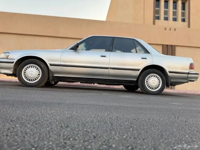 كر سيدا 1992 نظيف للبيع 6