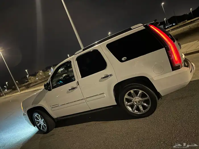 GMC يوكن دينالي 2009 6