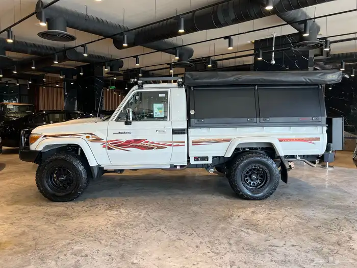 تويوتا شاص معدل - TOYOTA LAND CRUISER V8 Turbo Diesel 2023 3