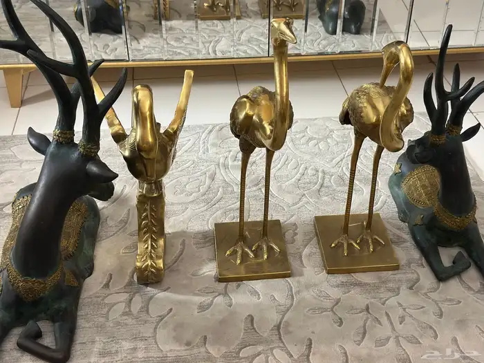 تحف نحاسية قيمة للبيع 0