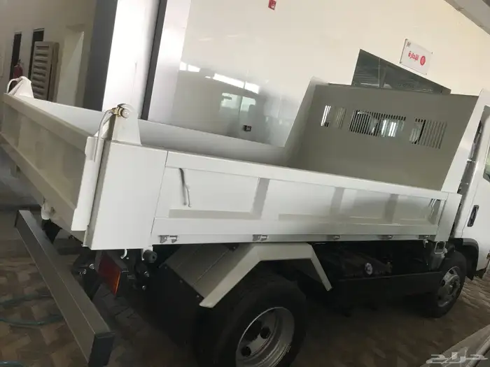 ايسوزو دينا قلاب 5 طن و 3 طن 2025 للشركات والمؤسسات 9
