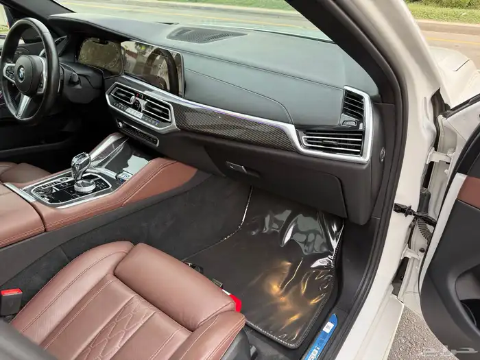 بي ام X6 2022 M50i kit m - ناغي - 8 سلندر 30