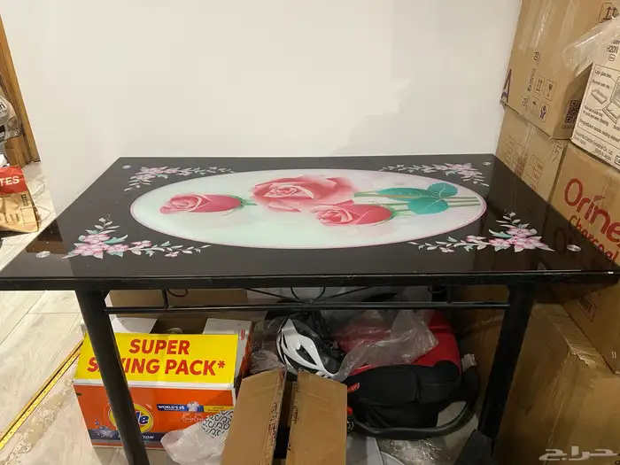 Dinning Table for urgent sale 0