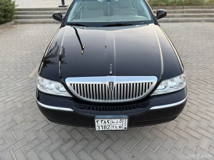 لينكون تاون كار 2011 عداد 59 الف كيلو 83