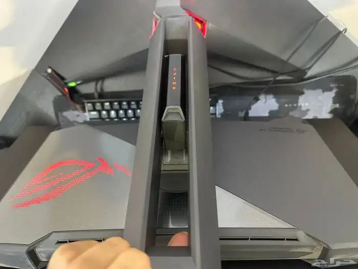 شاشة Oled من asus 3