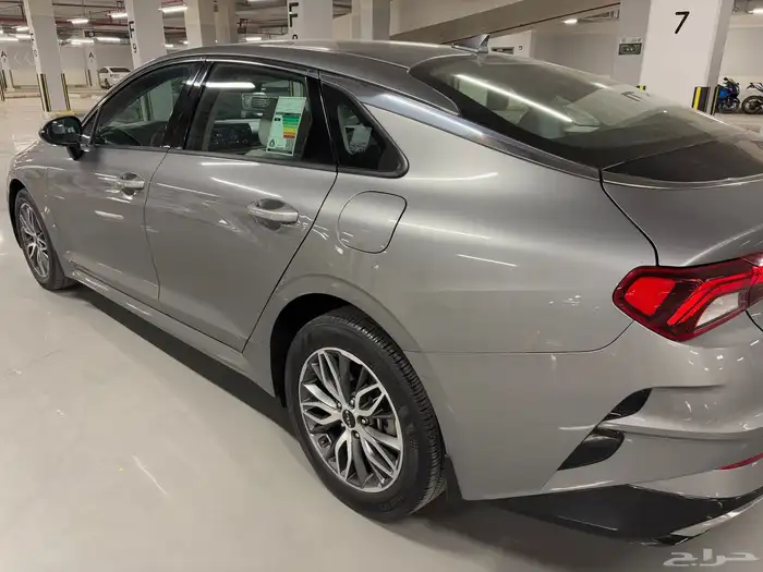 للبيع كيا K5 2023 مكينة كبيرة 2.5 GDI 10