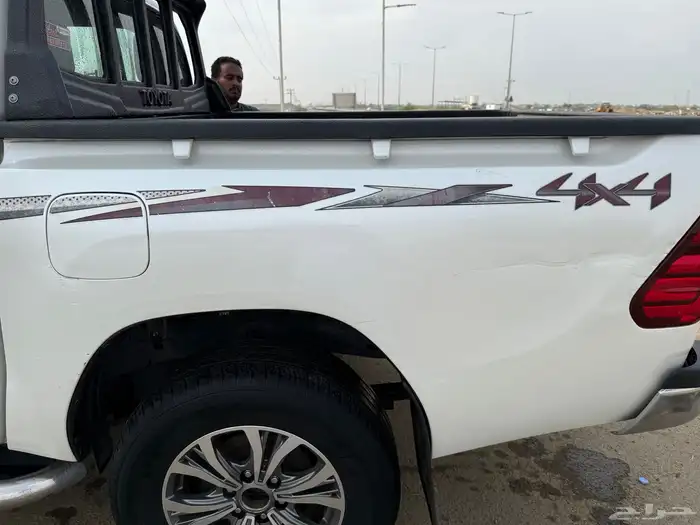 تويوتا هايلوكس 2019 S-GLX دبل قير تماتيك بصمة مالك اول 6