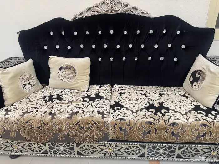 طقم كامل مع الشمعدانات 1