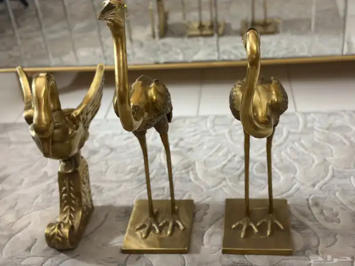 تحف نحاسية قيمة للبيع 1