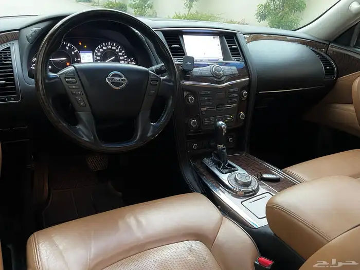 نيسان باترول بلاتينيوم V8 19