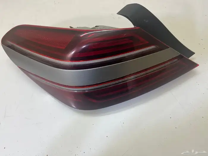 اسطب جنسس g70 0