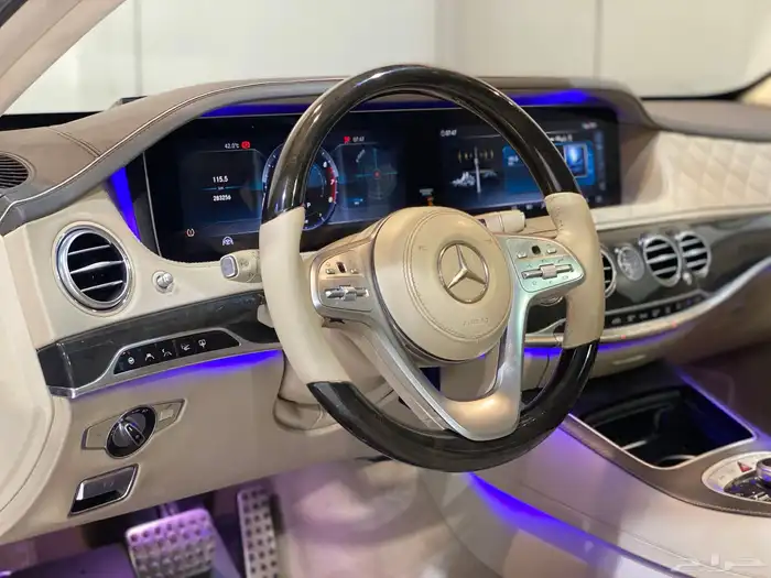 مرسيدس S560 2018 بحاله نظيفه جدا 12