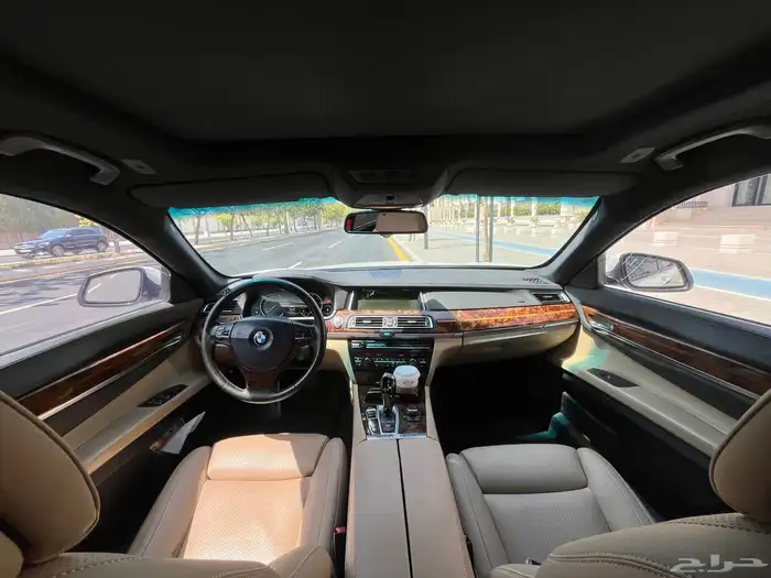 بي ام دبليو 740 7