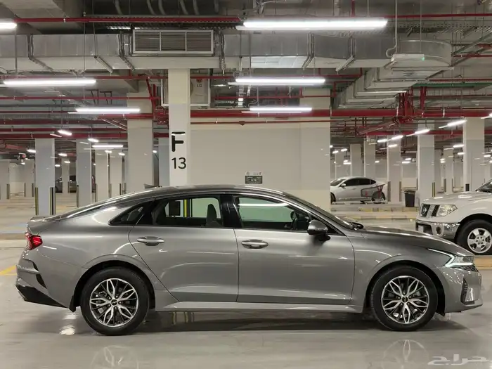 للبيع كيا K5 2023 مكينة كبيرة 2.5 GDI 7