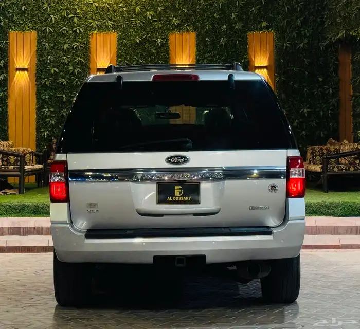 أكسبديشن 2015 XLT قصير دبل ( بحالة ممتازة ) 3