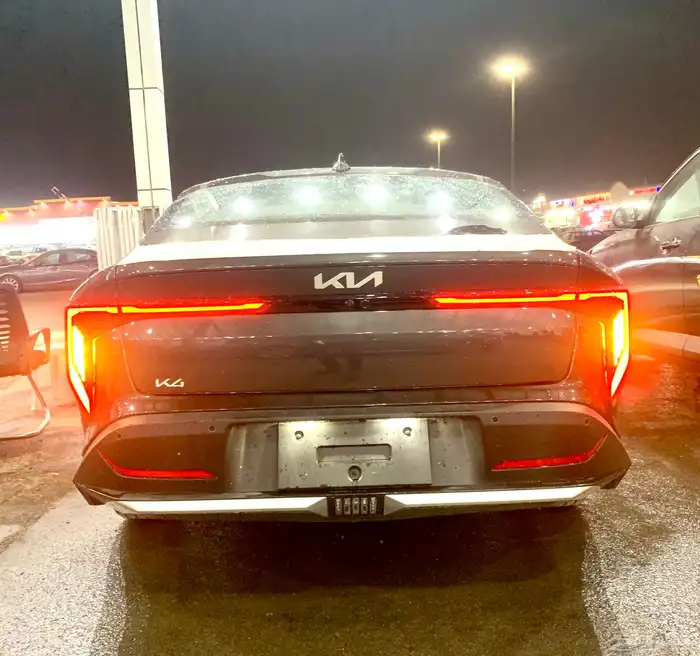 كيا كي 4 نص فل 2026 K4 GLS 19