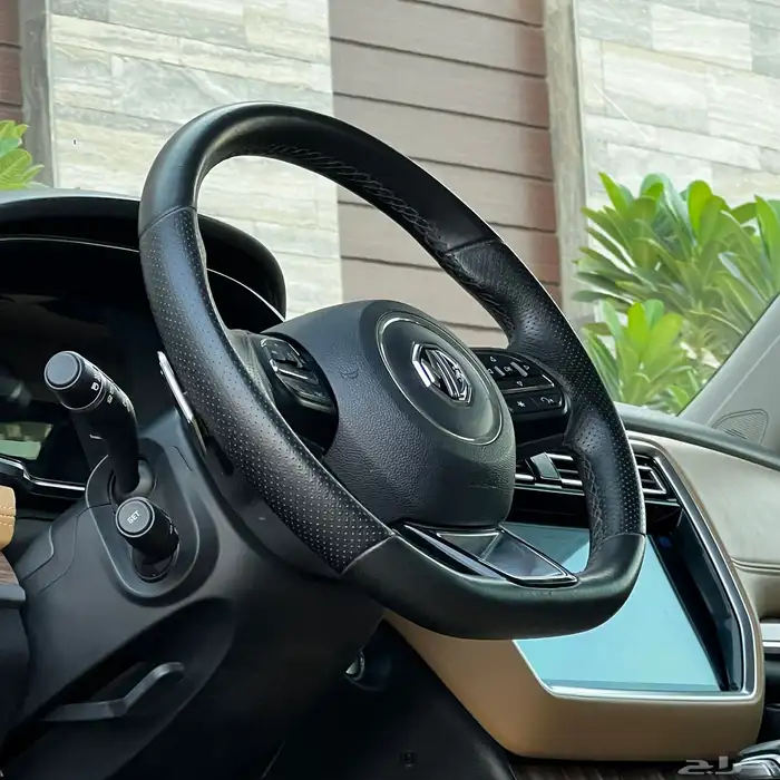 ام جي 2020 فئة RX8 موتر مخزن ماشي 23 الف فقط شرط الفحص 37
