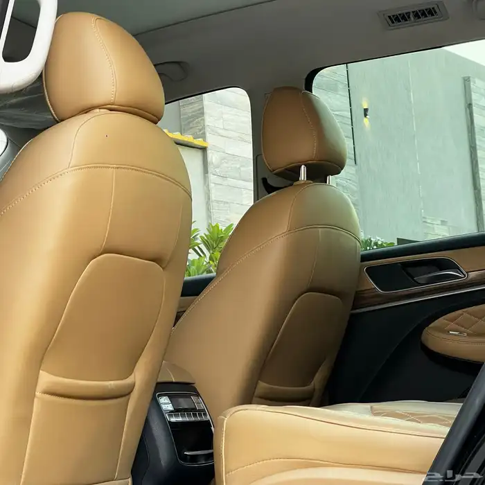 ام جي 2020 فئة RX8 موتر مخزن ماشي 23 الف فقط شرط الفحص 25