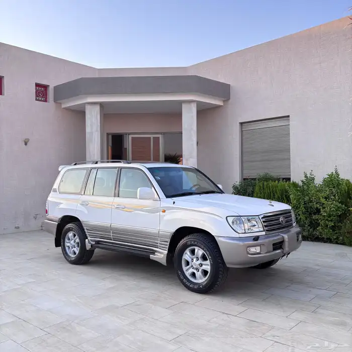 وارد البازعي 2005 من النوادر VXR-4 لاندكروزر 3