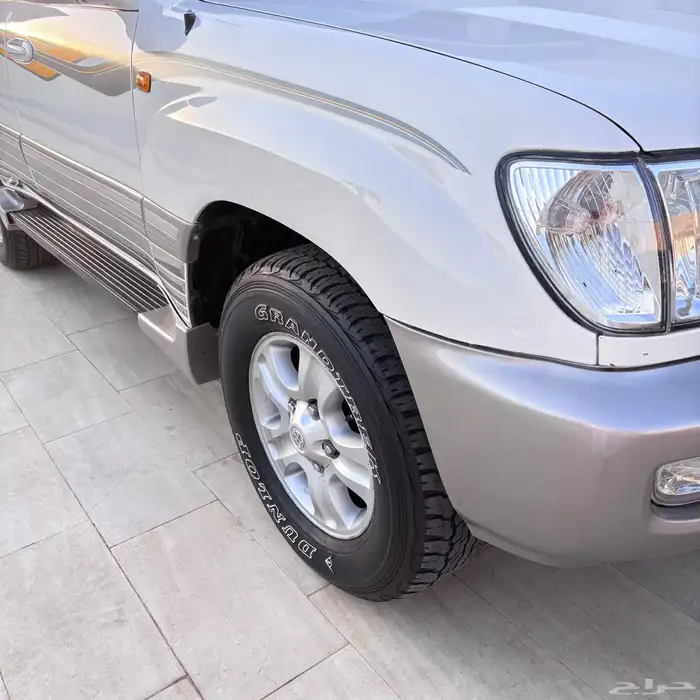 وارد البازعي 2005 من النوادر VXR-4 لاندكروزر 21