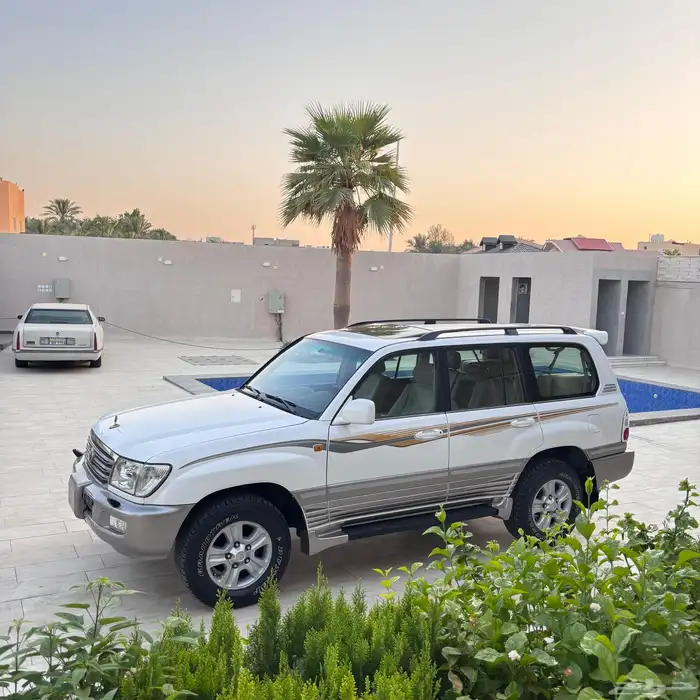 وارد البازعي 2005 من النوادر VXR-4 لاندكروزر 6