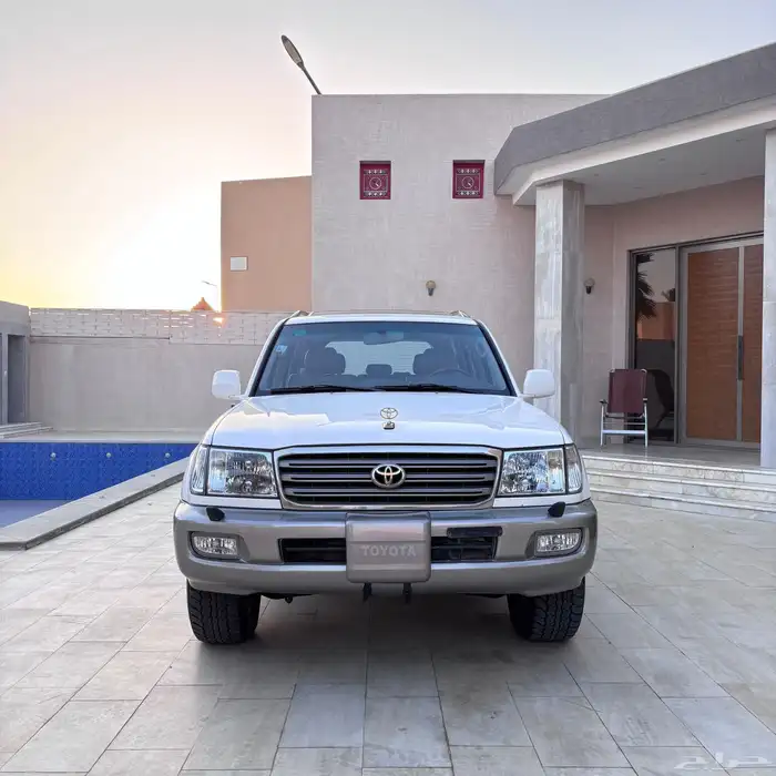وارد البازعي 2005 من النوادر VXR-4 لاندكروزر 7