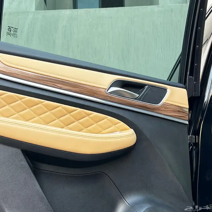 ام جي 2020 فئة RX8 موتر مخزن ماشي 23 الف فقط شرط الفحص 22