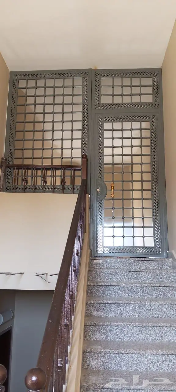 حداد ابواب وشبابيك تنفيذ وتصميم جميع انواع الحداده 4